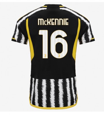 Juventus Weston McKennie #16 Koszulka Podstawowych 2023-24 Krótki Rękaw